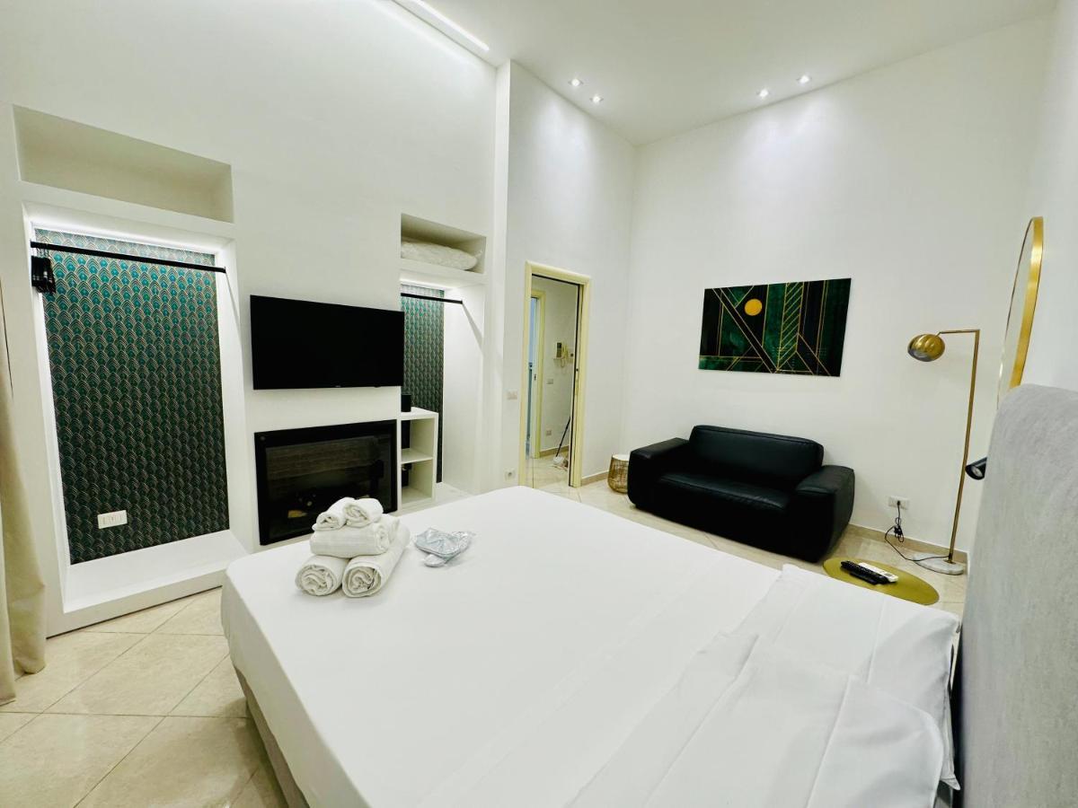 Garibaldi 118 Luxury Apartment Napoli Eksteriør billede